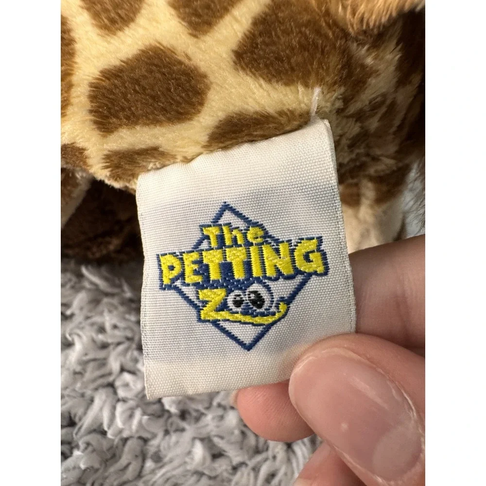2010 The Petting Zoo 10